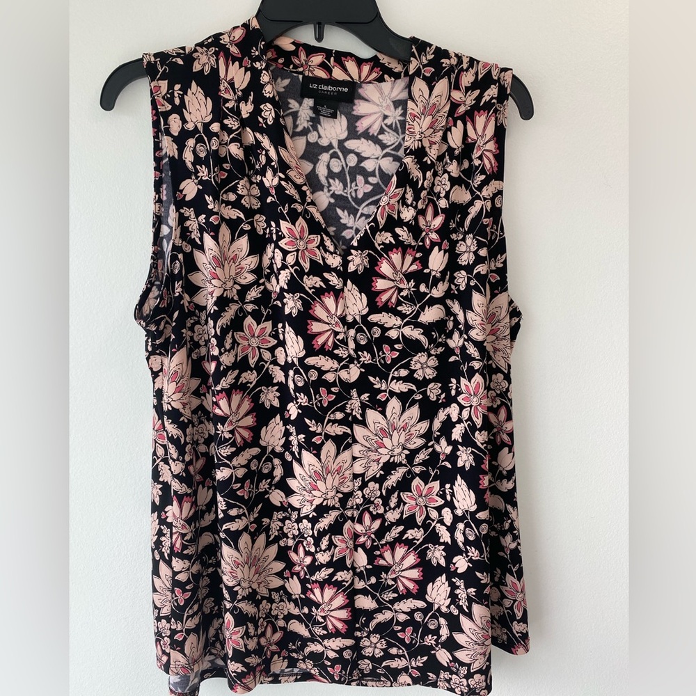 Liz Claiborne sleeveless top